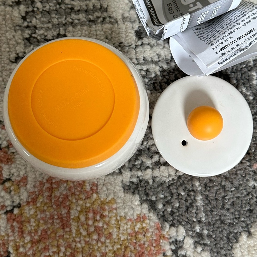 Vintage Egg-Tastic Ceramic Microwave Egg Cooker & Poacher Magic Under The Lid - Picture 10 of 11